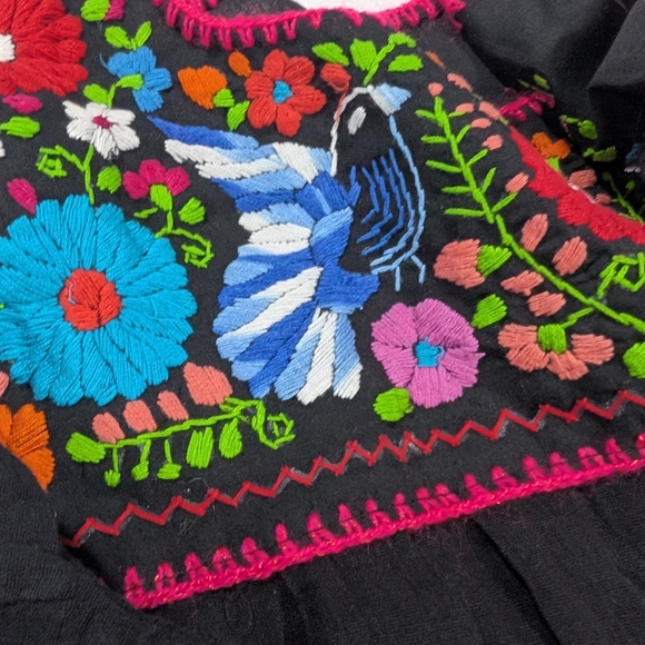 Black Mexican Embroidered Peasant Top Women’s Medium Floral Boho Cotton - Picture 9 of 10